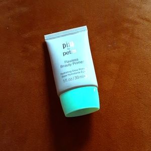 Is pixie by Petra flawless beauty primer